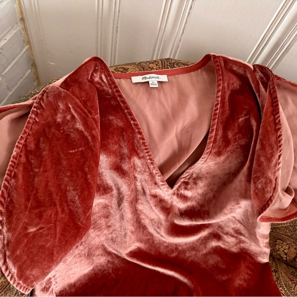 Madewell Velvet V-Neck Blouse in Deep Coral - Picture 4 of 7